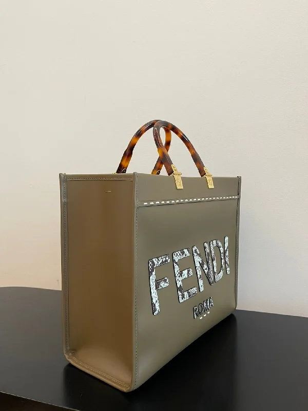 Fendi bags with a voice - activated pocket opener for a high - tech convenienceFendi Sunshine Shopper Medium Bag