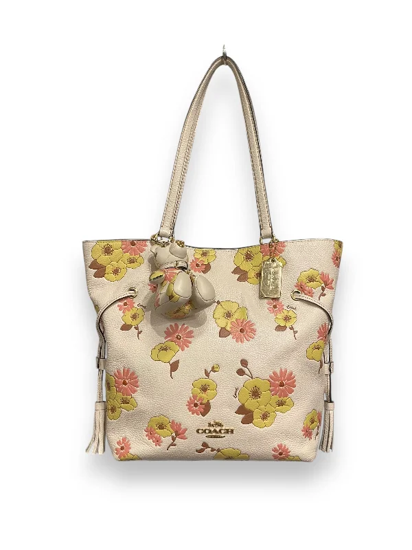 Coach Dempsey bags with a large capacity and a drawstring closureHandbag Designer By Coach, Size: Medium