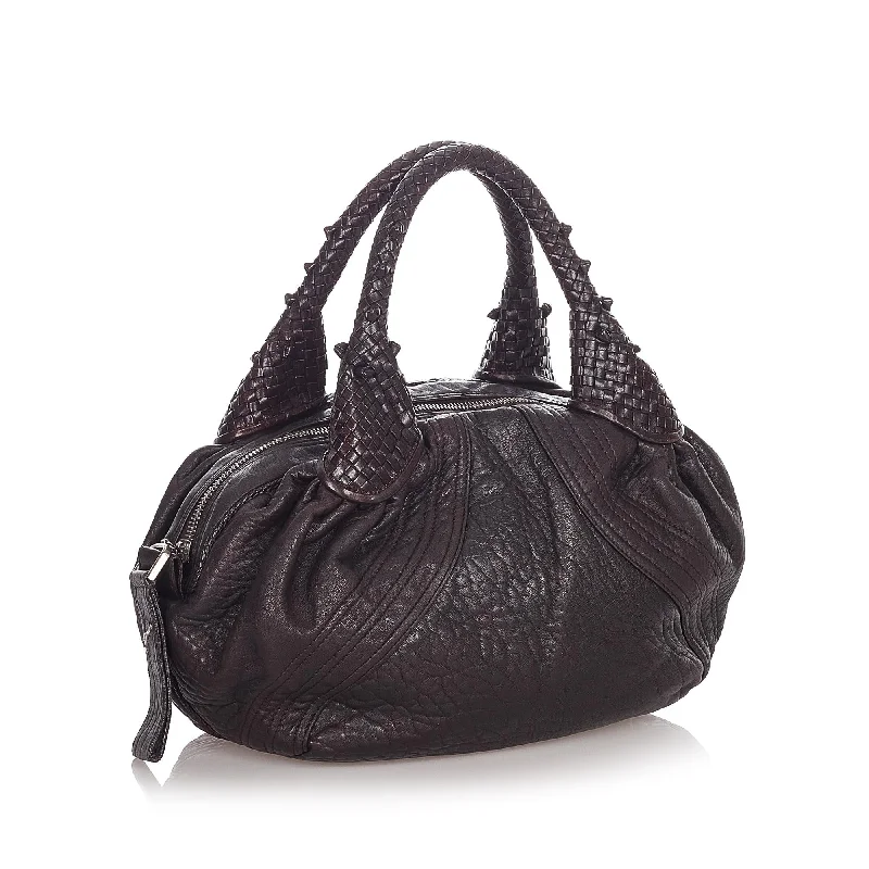 Fendi tote bags with a thermal - insulated pocket for keeping drinks hot or coldFendi Spy Leather Handbag (SHG-31647)