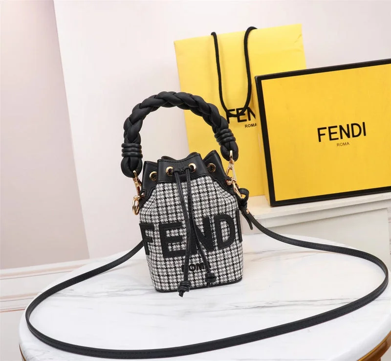 Fendi crossbody bags with a detachable ID holder for easy identificationWF - Fendi Bags - 032