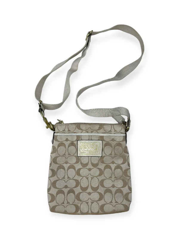 Small - sized Coach crossbody bags in smooth pebble leather for a compact carryCrossbody Designer By Coach, Size: Small