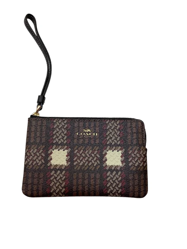 Ladies Coach Tabby bags with a detachable shoulder strapWristlet By Coach, Size: Small