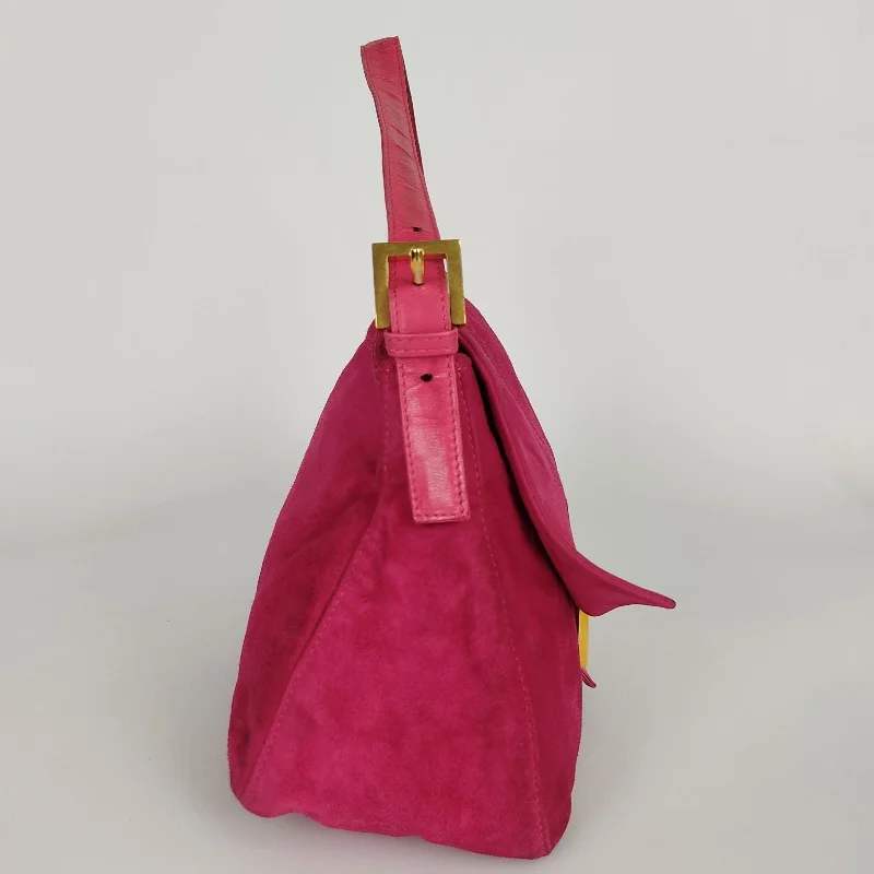 Fendi bags with a magnetic - closure card holder inside for easy access to cardsFendi Fendi vintage Mama shoulder bag in fuchsia suede - '10s