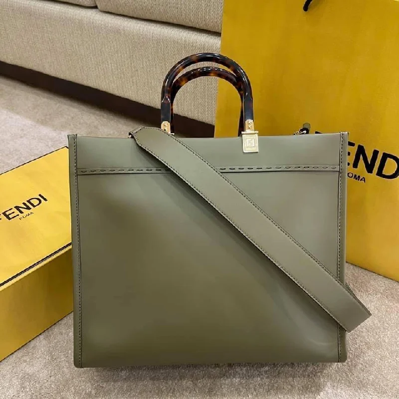 Fendi bags with a patent - leather finish for a shiny and sophisticated appearanceFendi Sunshine Shopper Medium Bag