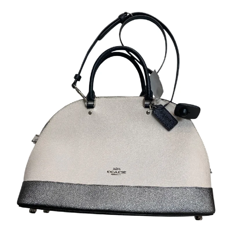 Coach handbags with a beaded trim for a glamorous and elegant lookHandbag Designer By Coach, Size: Medium