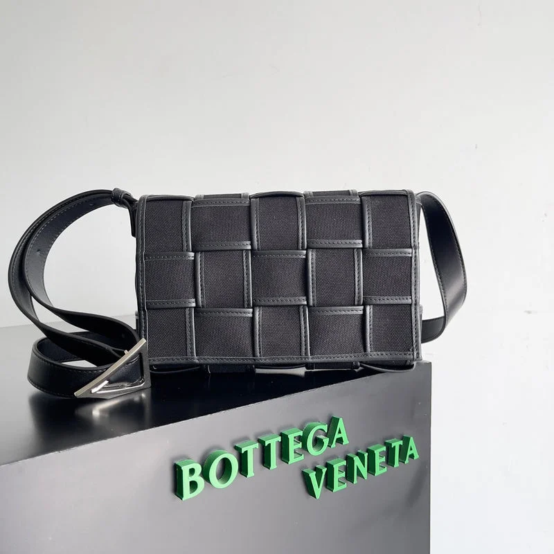 Bottega Veneta bags with contrast stitchingWhimsy Finds - Bottega Veneta Bags - 708