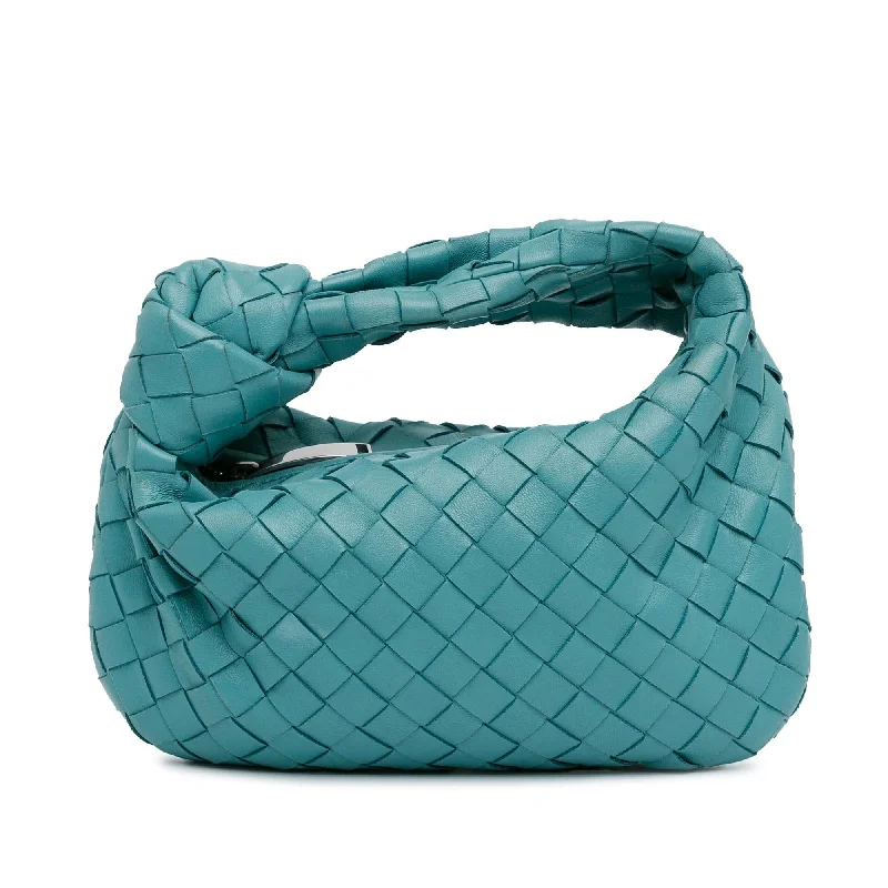 Bottega Veneta leather bags for everyday useBottega Veneta Mini Intrecciato Jodie (SHG-RFXZKv)