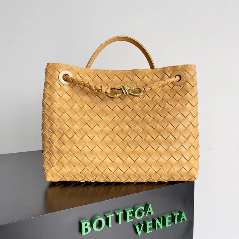 Bottega Veneta bags for fashion - forward individualsWhimsy Finds - Bottega Veneta Bags - 684