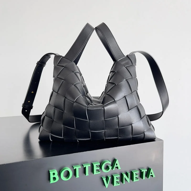 Bottega Veneta bags with adjustable shoulder strapsWhimsy Finds - Bottega Veneta Bags - 842