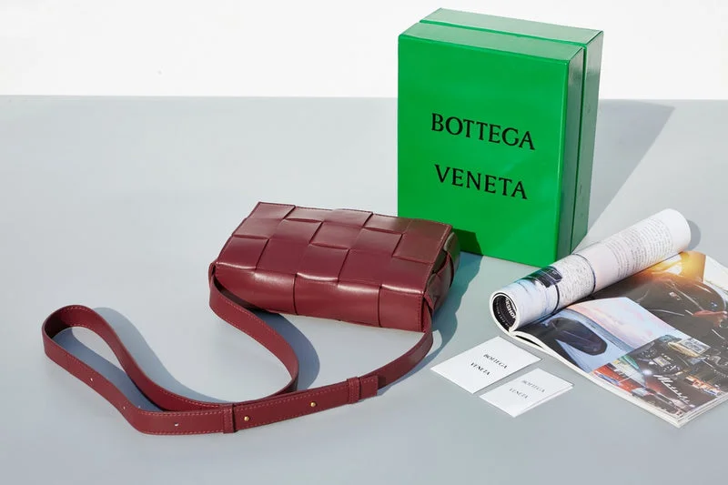 Bottega Veneta bags in vibrant red colorWhimsy Finds - Bottega Veneta Bags - 682