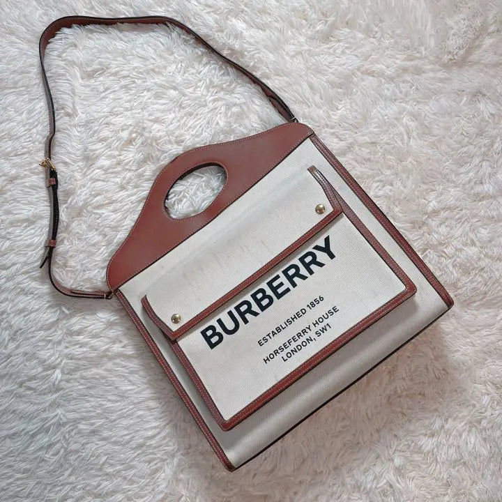 High - Quality Burberry Leather Shoulder BagsBurberry Logo Pocket Tote Canvas with Leather Medium