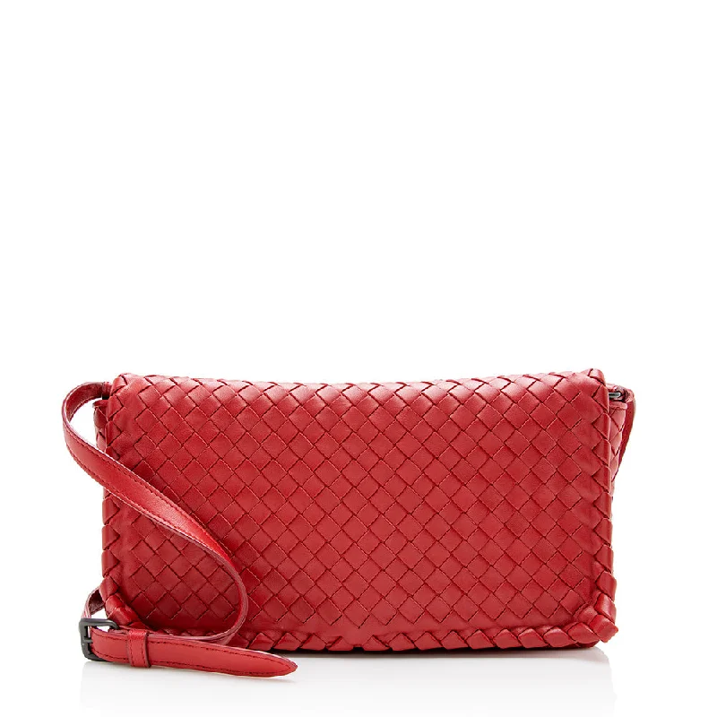 Bottega Veneta bags for cultural eventsBottega Veneta Intrecciato Woven Shoulder Bag (SHF-15999)