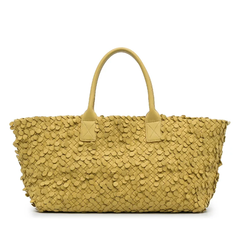 Bottega Veneta bags with fringe detailsBottega Veneta Poussin Paillettes Cabat Tote (SHG-uM0GAC)