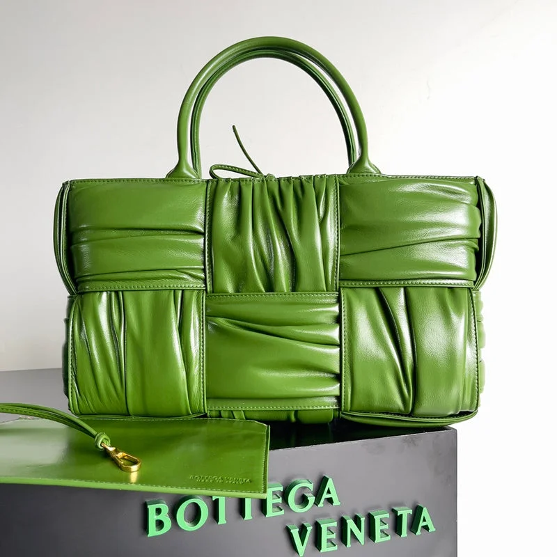 Bottega Veneta bags for spring outfitsWhimsy Finds - Bottega Veneta Bags - 809