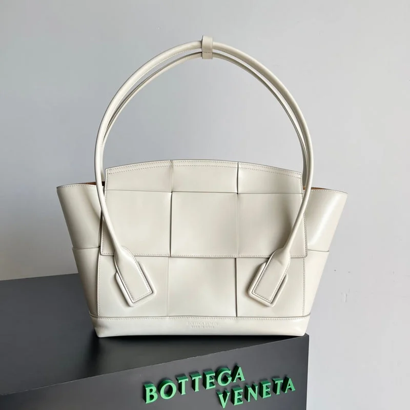 Bottega Veneta bags for garden partiesWhimsy Finds - Bottega Veneta Bags - 963