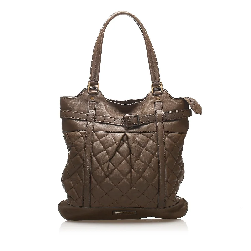 Statement - Making Oversized Burberry BagsBurberry Quilted Lambskin Leather Tote Bag (SHG-11353)