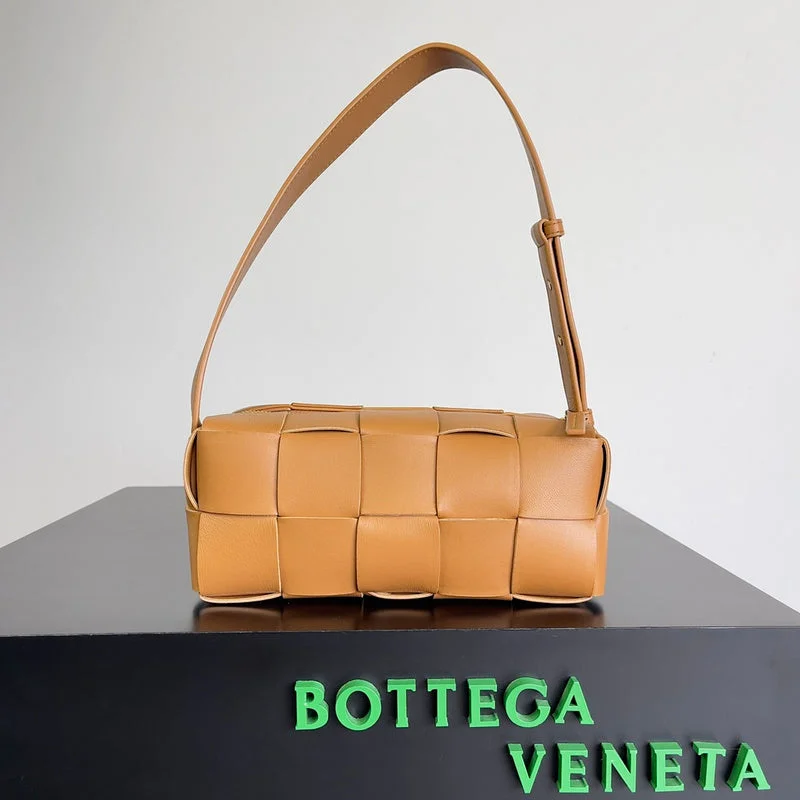 Bottega Veneta bags with fringe detailsWhimsy Finds - Bottega Veneta Bags - 890