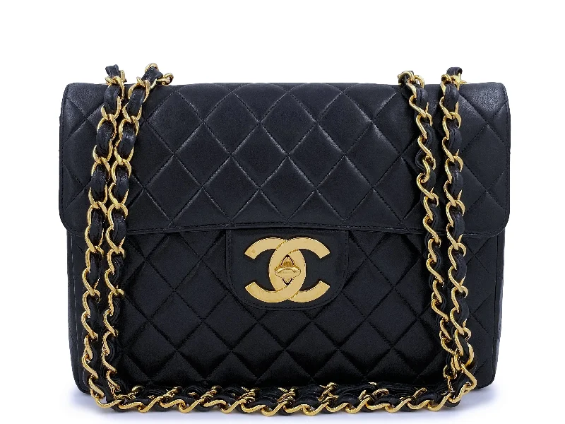 Chanel Quilted Leather Shoulder Bag for FashionistasChanel 1996 Vintage Jumbo Classic Flap Bag Black Lambskin 24k GHW