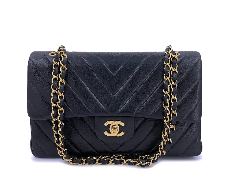 Chanel Luxury Handbag for High - End EventsChanel Vintage Black Chevron Medium Classic Double Flap Bag 24k GHW