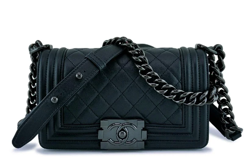 Chanel Small Crossbody Bag for TravelNew 18C Chanel So Black Small Boy Classic Flap Bag