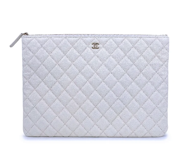 Chanel Black Handbag for Business MeetingsNIB 19C Chanel Creamy White Caviar Large Quilted O Case Clutch Bag GHW