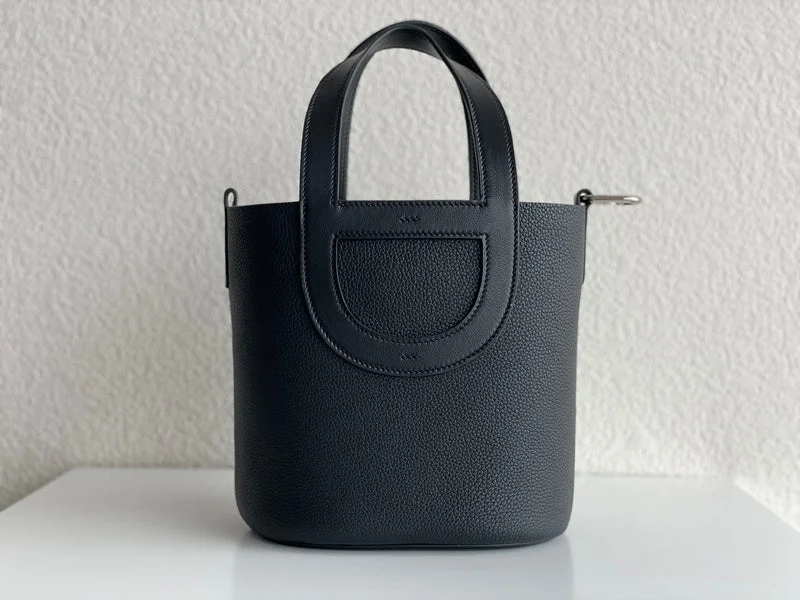 Dark - Hued Hermes Bags for a Sophisticated and Timeless PresenceBoldCollect - HERMES Bags - 451