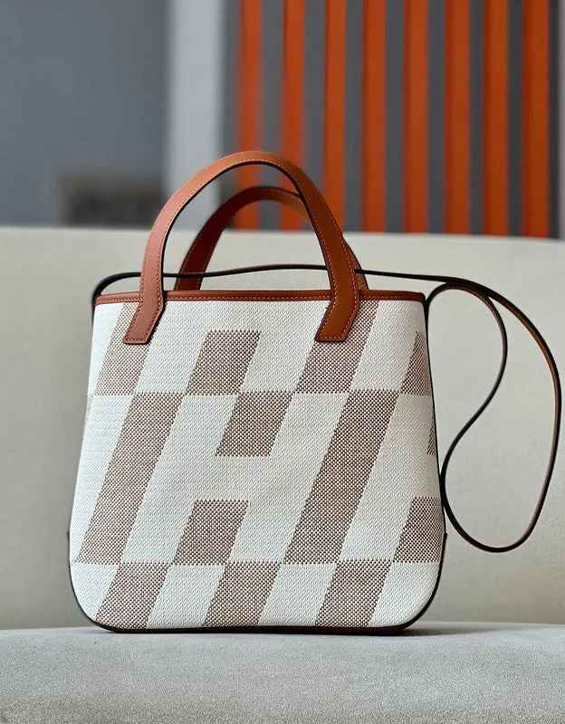 Color - Blocked Hermes Bags for a Bold Fashion StatementBoldCollect - HERMES Bags - 457