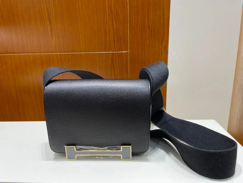 Hermes Bags with Magnetic and Twist - Lock ClosuresBoldCollect - HERMES Bags - 515