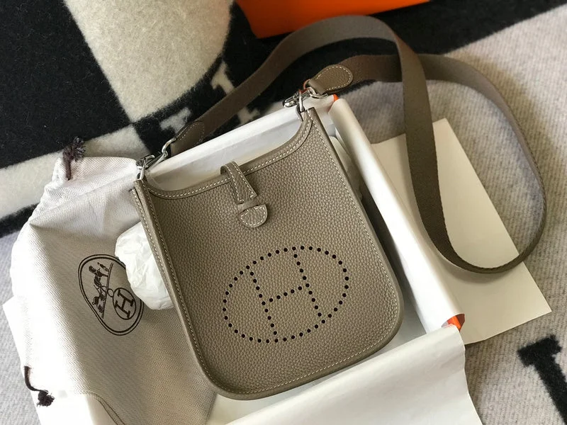 Compact Hermes Herbag Zip for Effortless CarryingBoldCollect - HERMES Bags - 530