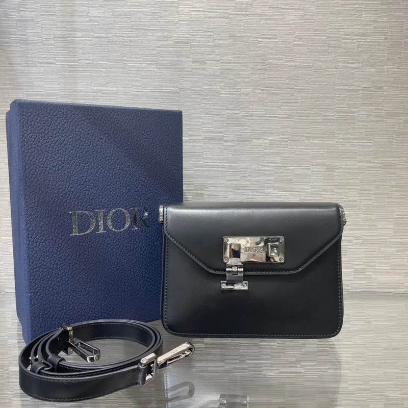 Luxury Christian Dior crossbody bags with a chain - link strapChristian Dior  Bags - 3941