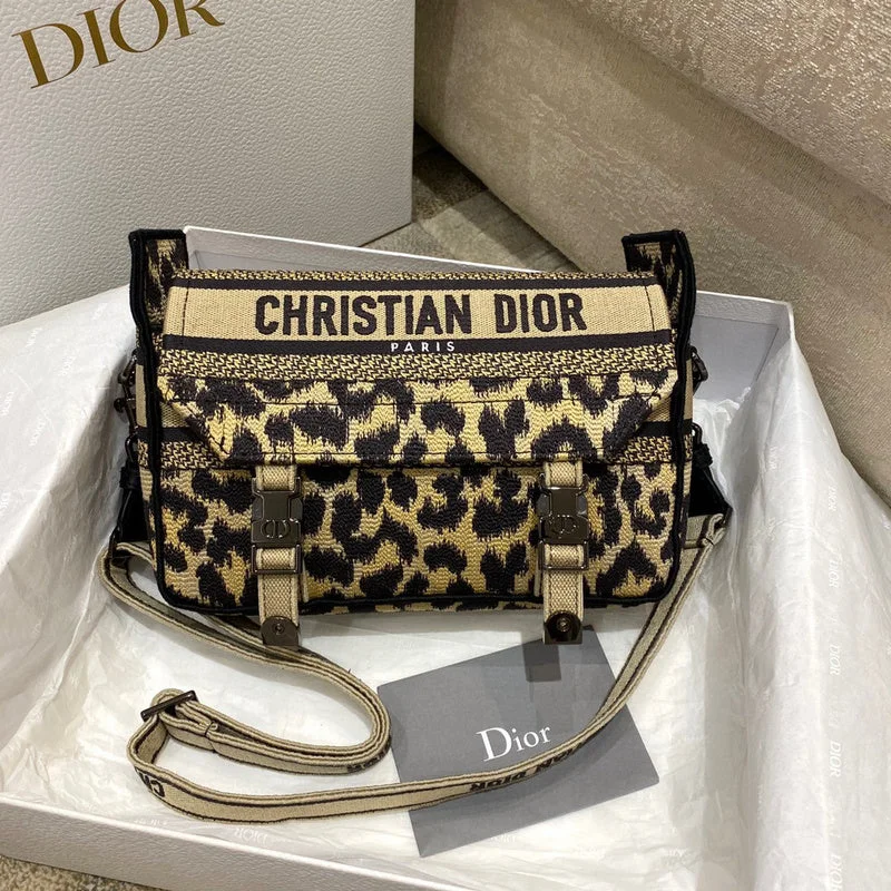 Trendsetting Christian Dior crossbody bags with a colorful strapChristian Dior  Bags - 3994