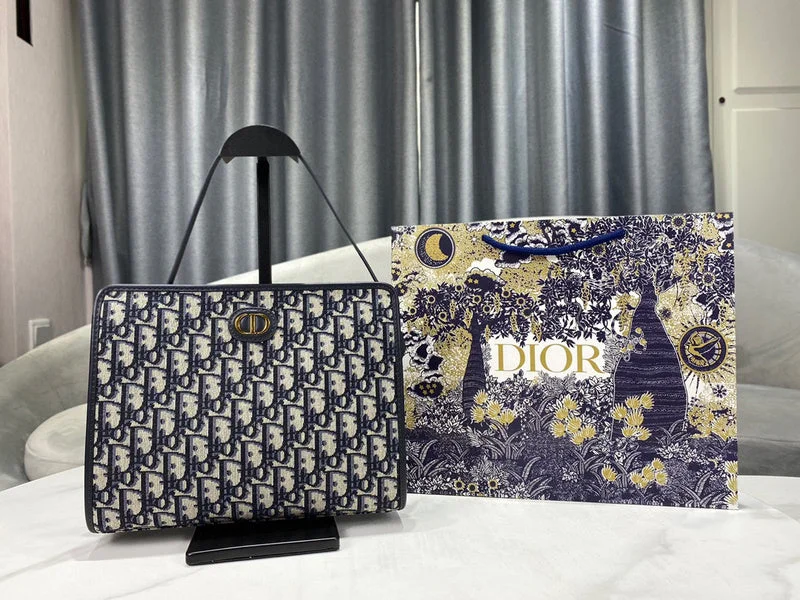 Trendsetting Christian Dior crossbody bags with a colorful strapChristian Dior  Bags - 4012