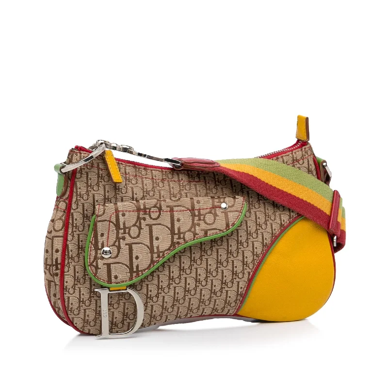 Christian Dior handbags with a back - pocket for quick storageDior Diorissimo Rasta Saddle Messenger (SHG-Ev3K3S)