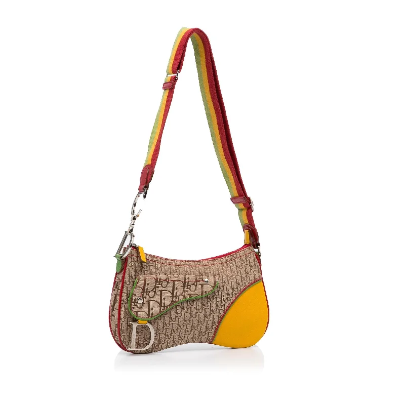 Christian Dior handbags with a removable shoulder strap for versatilityDior Diorissimo Rasta Saddle Messenger (SHG-fGMsOg)