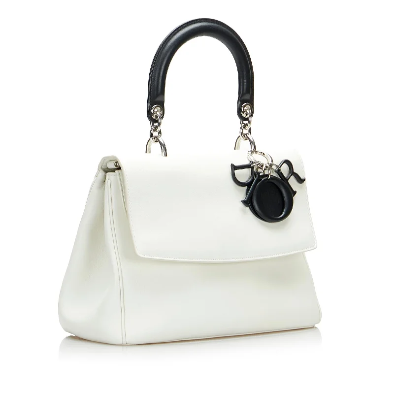 Christian Dior backpacks with a sleek, minimalist silhouetteDior Lady Dior Satchel (SHG-7kNMAo)